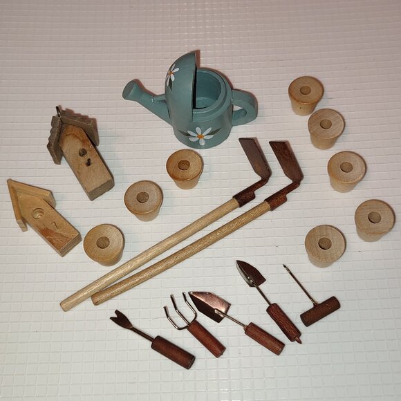Bundle 18 PCS Gardening Tools Miniatures for Crafting Art Creation Academia - Picture 1 of 4
